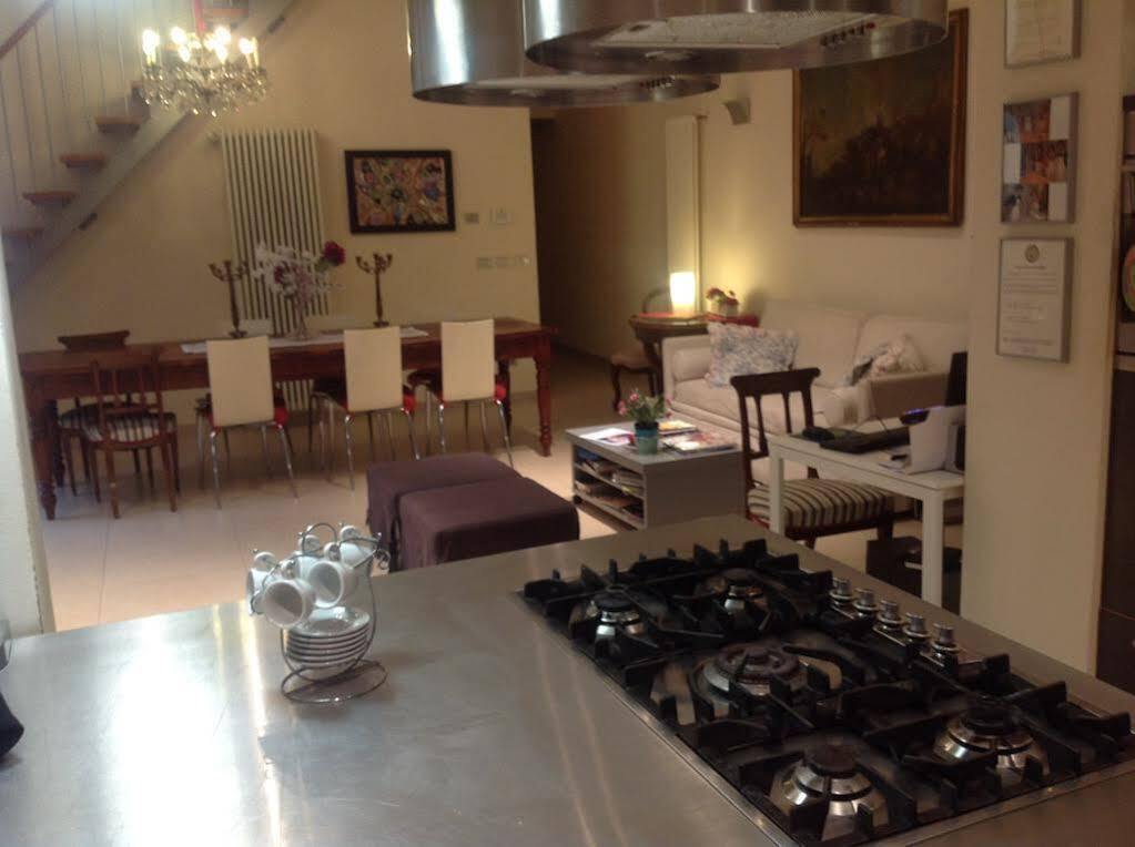 Casa Ilaria Bed & Breakfast Bologna Eksteriør bilde